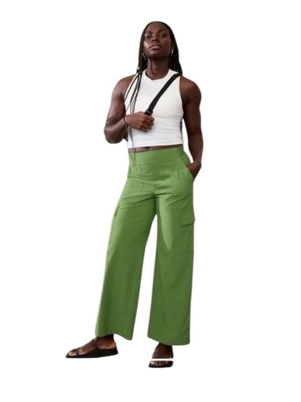 Athleta Wide-Leg Cargo Pants in Green